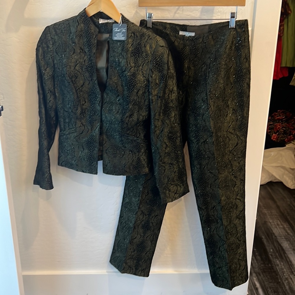 Crinkle w Velvet and Sparkle 2 pc set